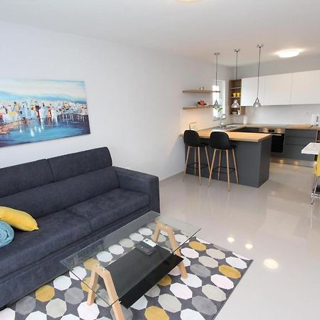 Apartment Sorriso 2 Rovigno Esterno foto