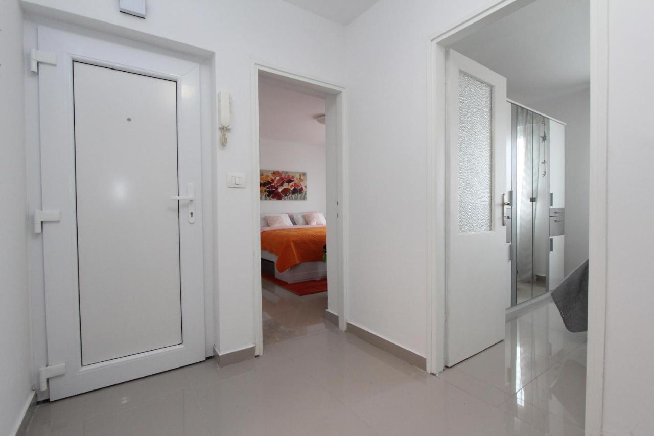 Apartment Sorriso 2 Rovigno Esterno foto
