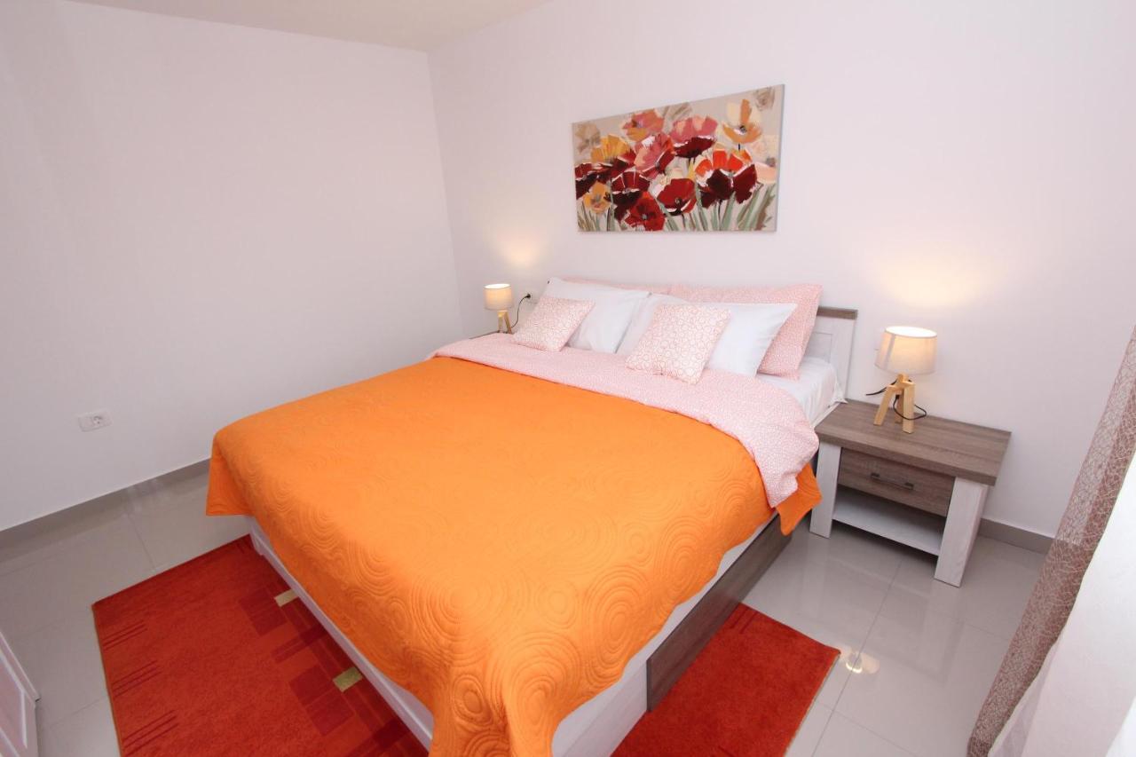 Apartment Sorriso 2 Rovigno Esterno foto